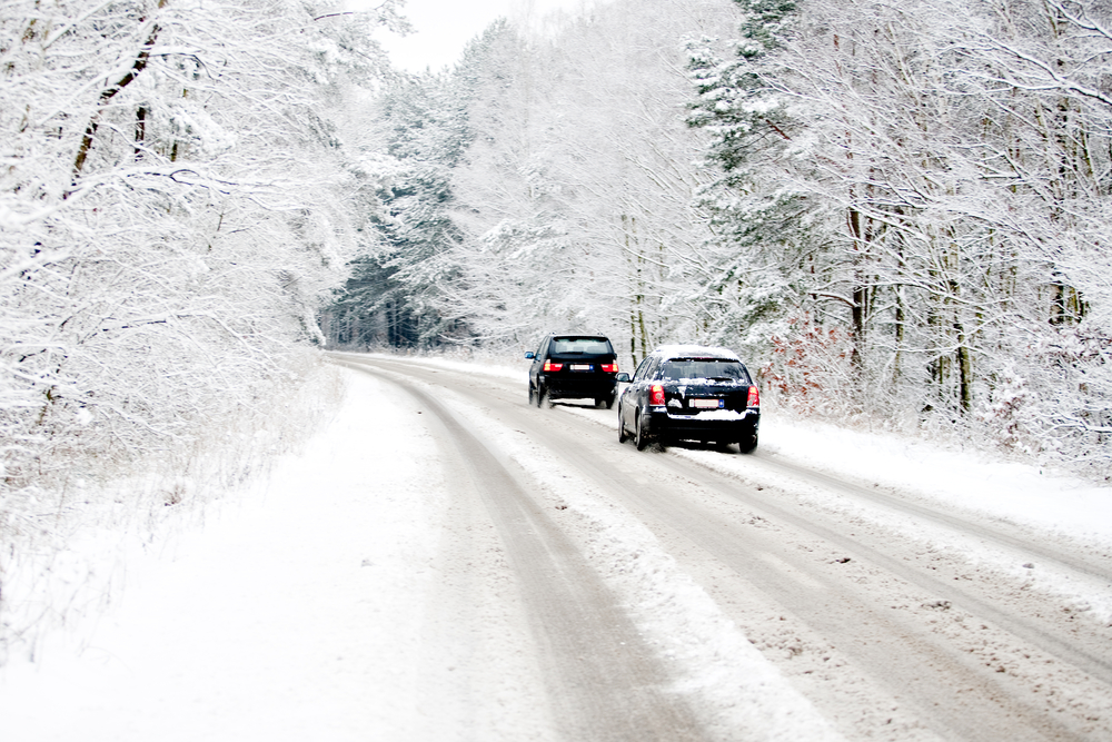 Winterausrüstung beim Auto: Unterschiedliche Pflichten in den  Nachbarländern