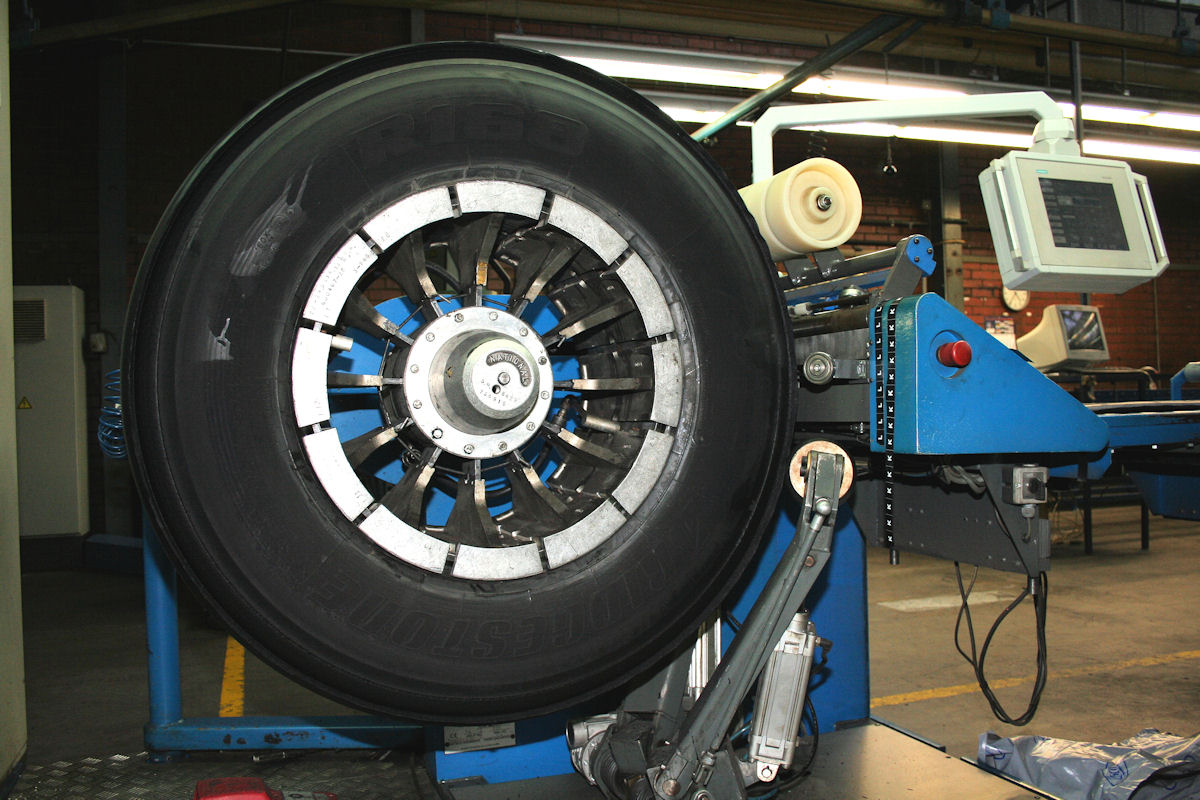 Runderneuerung De minimis tb Runderneuerung De minimis tb