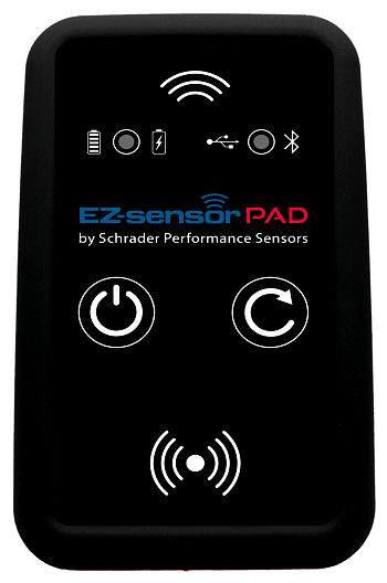 Schrader „EZ-Sensor Pad“ verfügt über kein eigenes Display, aber mittels Bluetooth nimmt es Verbindung mit Mobilgeräten bzw. Smartphones/Tablets auf oder per USB mit Windows-PCs