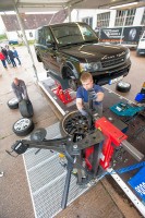 Bänex betreibt zwei Absatzcontainer als mobile Werkstätten zum Einsatz beim Kunden, einen für EM- und Landwirtschaftsreifen und einen weiteren für Pkw-Reifen (Foto)