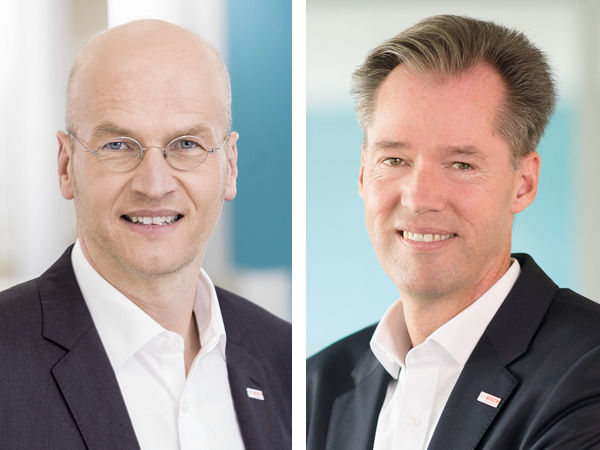 Harald Kröger (links) legt zum Jahresende sein Mandat als Geschäftsführer der Robert Bosch GmbH nieder, und Mitgeschäftsführer Dr. Markus Heyn übernimmt dessen Aufgaben in seiner neuen Rolle als Vorsitzender des Bereiches Mobility Solutions (Bilder: Bosch)