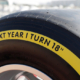 In der kommenden Saison wird in der Formel 1 bekanntlich auf 18- statt wir bisher auf 13-Zoll-Reifen gefahren (Bild: Pirelli)