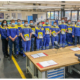 Von den neun Azubis, die nach dreieinhalbjähriger Ausbildung bei Michelin in Bad Kreuznach unlängst ihr Abschlusszeugnis erhielten, setzen acht ihre Karriere an dem Standort des Reifenherstellers fort (Bild: Michelin)