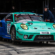 Die beiden Porsche 911 GT3 R von Falken Motorsports sind vergangenen Samstag nicht an den Start gegangen, weil aufgrund globaler Lieferengpässe von Rohstoffen die für den dritten NLS-Lauf perfekt funktionierende Reifenmischung nicht in ausreichender Menge zur Verfügung stand (Bild: Falken Tyre)