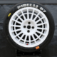 Der neue „P7 Corsa Classic D3B” genannte Reifen ist Pirelli zufolge für Gruppe-A-Fahrzeuge der Baujahre bis 1990 und Etappen mit einer Länge von 20 Kilometern oder mehr mit sehr abrasivem Asphalt und Temperaturen von über 25 Grad Celsius ausgelegt (Bild: Pirelli)