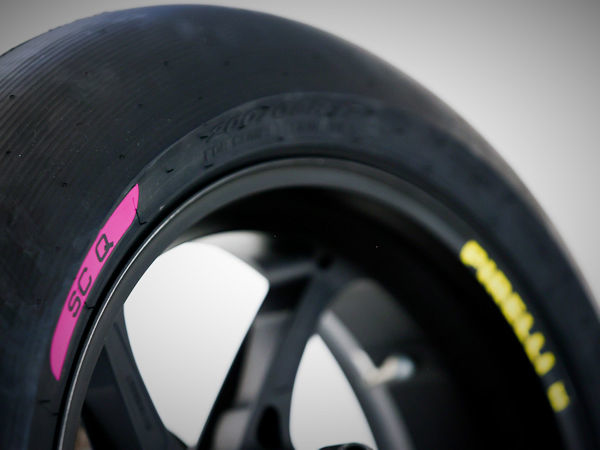 Pirellis neue „SCQ“-Spezifikation für die Superbike World Championship (WSBK) ist aufgrund ihrer besonders weichen Mischung für schnelle Runden beim Qualifying bzw. der sogenannten Super Pole gedacht (Bild: Pirelli)