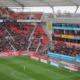 Kumho setzt seine Premiumpartnerschaft mit Bayer 04 Leverkusen fort und wird daher in der Saison 2022/2023 in der BayArena – dem Heimstadion der Mannschaft – weiterhin Präsenz zeigen (Bild: Kumho)