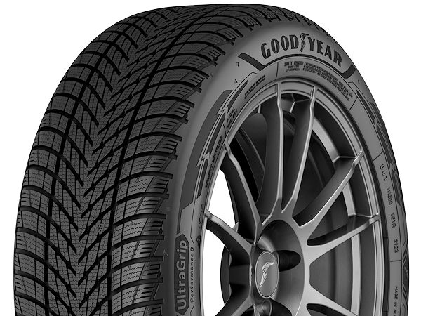 Der neue „UltraGrip Performance 3“ ist Nachfolger gleich zweier Goodyear-Reifen für die kalte Jahreszeit, was der Hersteller zugleich als Vereinfachung seines von ihm als bis dato komplex beschriebenen Winterportfolios ansieht (Bild: Goodyear)