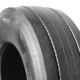 Erstmals gezeigt hatte Apollo Tyres seinen Trailerreifen „EnduMile LHT“ schon vor etwa einem Jahr – jetzt hat der Hersteller mit der Auslieferung des Profils begonnen, das sein erstes mit „A“-Einstufung beim Kriterium Rollwiderstand des EU-Reifenlabels ist (Bild: NRZ/Christian Marx)