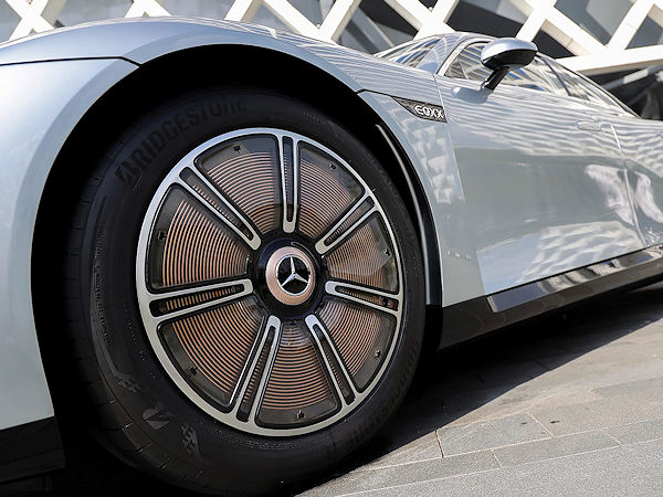 Hinsichtlich der Bereifung seine Versuchsträgers Vision EQXX hat sich Mercedes-Benz bekanntlich für Bridgestone als Partner entschieden (Bild: Mercedes-Benz)