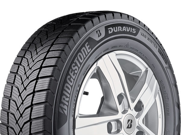 Bridgestones mit „Enliten“-Konzerntechnologie aufwartender neuer „Duravis Van Winter“ wurde nach Herstelleraussagen in Europa entwickelt und soll ab Juli in 19 Größen von 15 bis 17 Zoll erhältlich sein (Bild: Bridgestone)