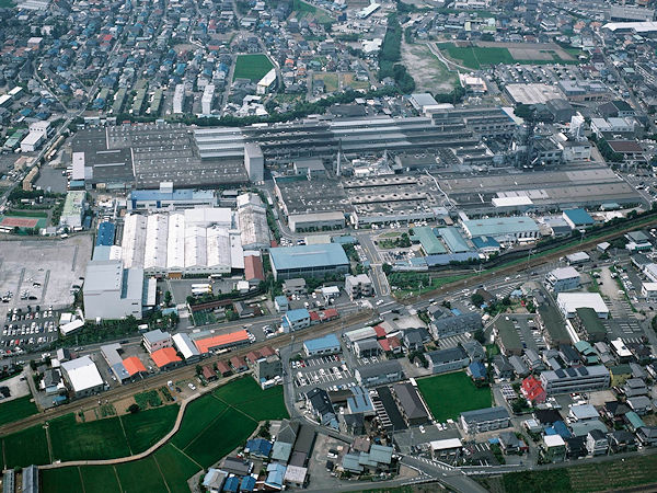 In dem Werk in Mishima City in der japanischen Präfektur Shizuoka will Yokohama seine dortigen Produktionskapazitäten für Motorsportreifen um gut ein Drittel erhöhen (Bild: Yokohama)