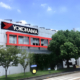 Die Entscheidung zum Bau eines neuen Werkes in China wird nicht zuletzt beschrieben auch als Reaktion auf die erforderliche Verlegung der bisherigen Produktionsstätte der Hangzhou Yokohama Tire Co. Ltd. mit rund 1.140 Mitarbeitern und einer jährlichen Produktionskapazität von sechs Millionen Pkw-Reifen aufgrund eines an deren Standort vorgesehenen Stadterneuerungsprojektes (Bild: Yokohama)