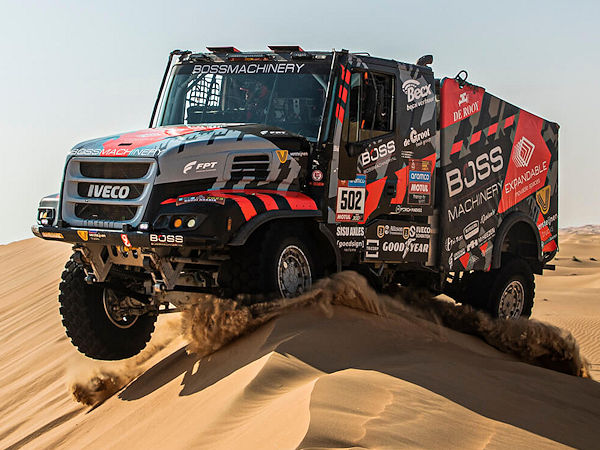 Bei der Anfang kommenden Jahres in Saudi-Arabien startenden Rallye Dakar setzt das niederländische Team De Rooy wieder auf Goodyear-Reifen des Typs „Offroad“ an seinen Lkw (Bild: Goodyear)